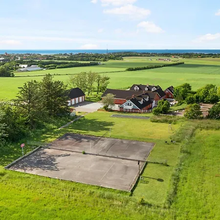 Holoftet - Charming Vacation On The 1st Floor Of Hawbakken Hjorring